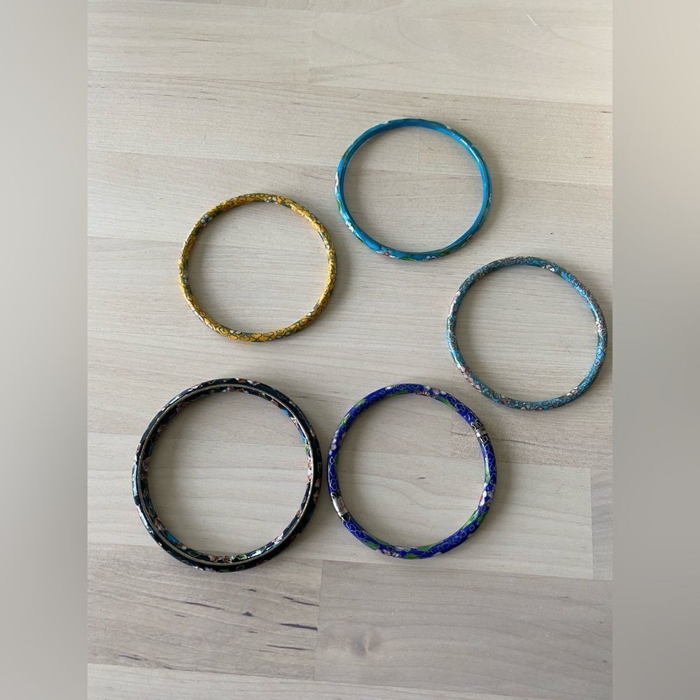 Lot of 5 Vintage Closinee Bangles Floral Motif